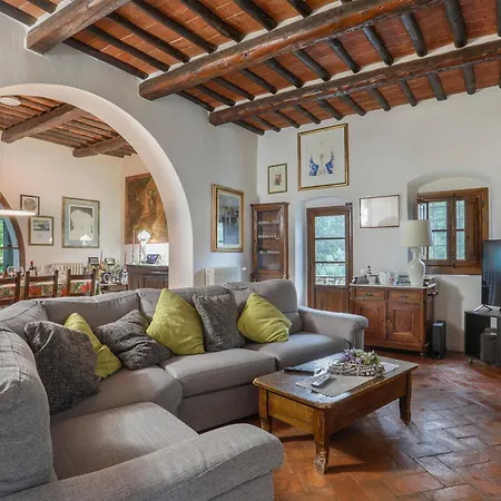 Villa Laura Calenzano